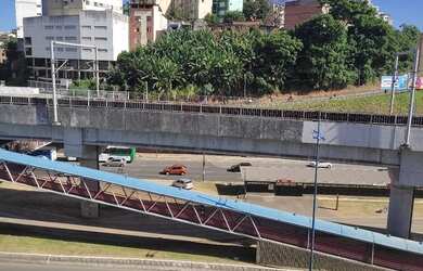 Imagem 6: Aluga-se casa. Varanda, 17m² de Área, 2 Banheirose3 Dormitórios