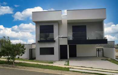 Imagem: A casa em condomínio possui 4 Dormitórios, 5 Banheiros, 4