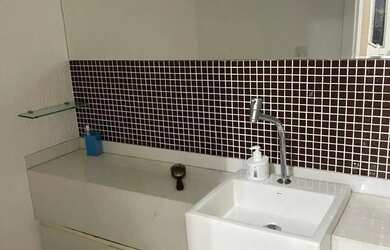 Imagem 9: Imóvel para venda tem 330 metros quadrados com 5 quartos em Cobilândia...