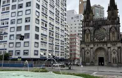 Imagem: A kitnet possui 1 Dormitório, 1 Banheiro, 1 Vaga na garagem