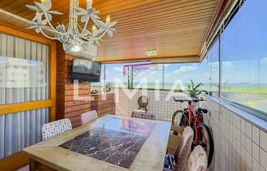 Imagem: O apartamentoe possui 3 Dormitórios, 3 Banheiros, 2 Vagas na