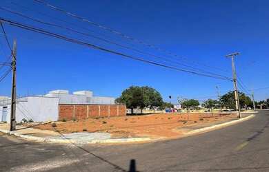 Imagem: O terreno possui 379m² de Área e está localizado em Plano