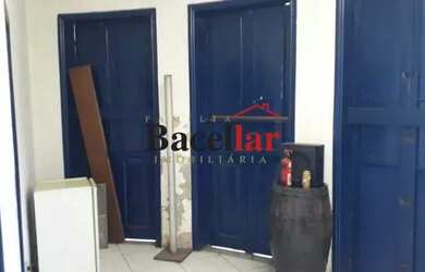 Imagem 16: 2 Lojas modernizadas em Benfica