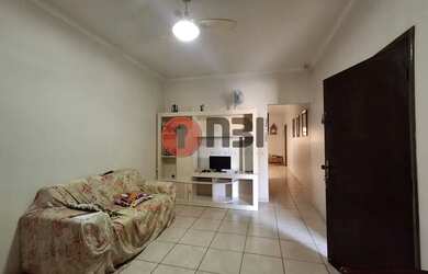 Imagem 4: Casa disponível para venda no P.Q Industrial-salas-cozinha-3 quartos-suíte