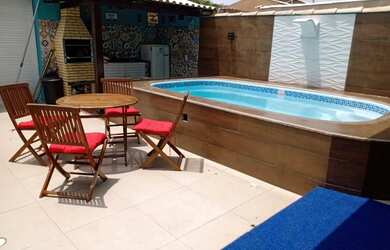 Imagem: A casa possui 3 Dormitórios, 3 Banheiros, 1 Vaga na garagem