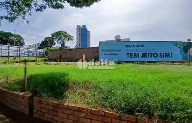 Imagem: O terreno possui 1.330m² de Área e está localizado em Tabajaras