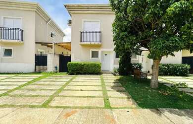 Imagem: A casa em condomínio possui 3 Dormitórios, 2 Banheiros, 2