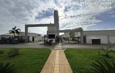 Imagem: O apartamento possui 2 Dormitórios, 1 Banheiro, 2 Vagas na