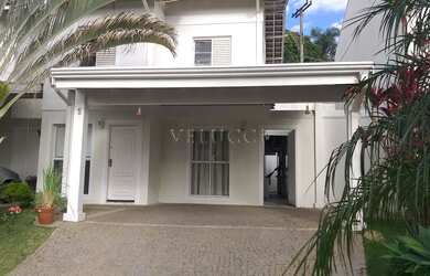 Imagem: A casa em condomínio possui 3 Dormitórios, 4 Banheiros, 4