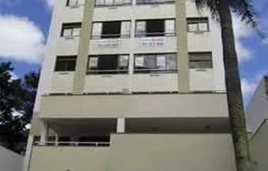 Imagem: O apartamento possui 1 Dormitório, 1 Banheiro, 1 Vaga na garagem