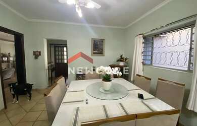 Imagem: Sobrado em Rua Vitória - Vila São João da Boa Vista - Bauru/SP