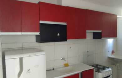 Imagem: O apartamento possui 2 Dormitórios, 1 Banheiro, 2 Vagas na