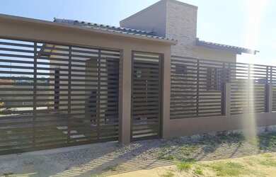 Imagem: Casa para venda com 49 metros quadrados com 2 quartos em Arroio