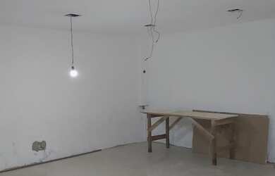 Imagem: O depósito possui 120m² de Área e está localizado em Freguesia