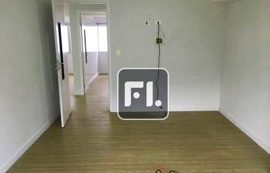 Imagem: O depósito possui 1 Vaga na garagem e 140m² de Área e está