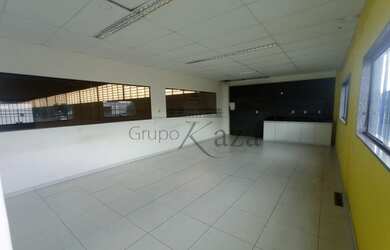 Imagem 12: Galpão/Depósito/Armazém para aluguel e venda possui 2450 metros quadrados