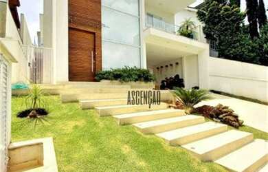 Imagem: A casa em condomínio possui 3 Dormitórios, 5 Banheiros, 4