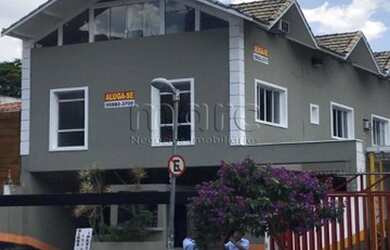 Imagem: O depósito possui 5 Vagas na garagem, 500m² de Área e está