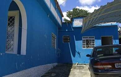 Imagem 2: Vendo uma excelente casa. Varanda, 360m² de Área, 3 Vagas na garageme3...