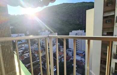 Imagem 8: Apartamento super espaço com varandinha e vista verde