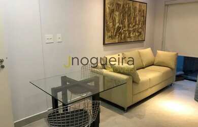 Imagem: O apartamento possui 1 Dormitório, 2 Banheiros, 1 Vaga na garagem