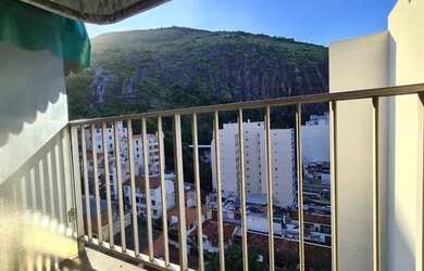 Imagem 6: Apartamento super espaço com varandinha e vista verde