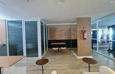 Imagem: O apartamento possui 1 Dormitório, 2 Banheiros, 51m² de Área