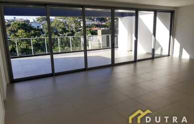 Imagem 2: COBERTURA COM VISTA PARA O MAR NO BAIRRO JOÃO PAULO EM FLORIANÓPOLIS