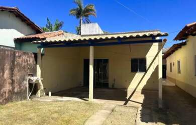 Imagem: A casa em condomínio para alugar possui 2 Dormitórios, 1 Banheiro