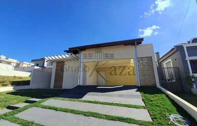 Imagem: A casa em condomínio à venda possui 3 Dormitórios, 3 Banheiros