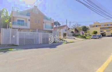 Imagem: A casa em condomínio possui 3 Dormitórios, 2 Banheiros, 169m²