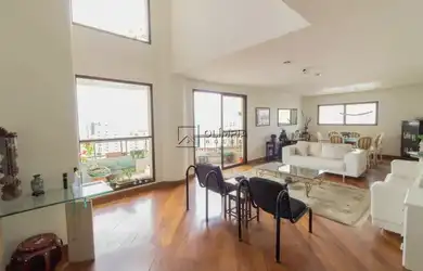 Imagem: O apartamento na cobertura possui 4 Dormitórios, 5 Banheiros