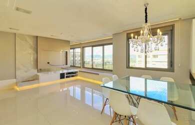 Imagem: O apartamento possui 2 Dormitórios, 2 Banheiros, 1 Vaga na