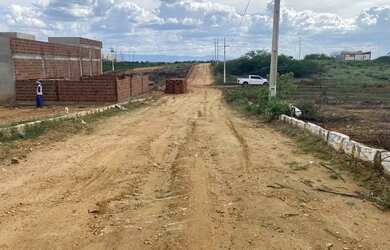 Imagem 2: Terreno em Patos. 300m² de Área