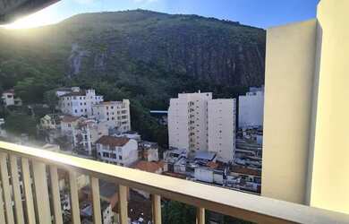 Imagem 3: Apartamento super espaço com varandinha e vista verde