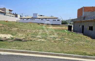 Imagem: O terreno possui 384m² de Área e está localizado em Brasil