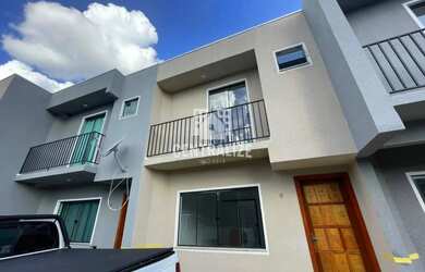 Imagem: A casa possui 1 Dormitório, 1 Banheiro, 1 Vaga na garagem