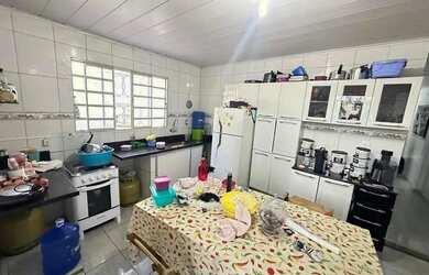 Imagem 2: Venda casa tipo sobrado no bairro Sumaré em Montes Claros