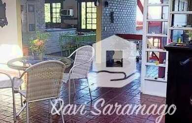 Imagem: A casa em condomínio possui 5 Dormitórios, 4 Banheiros, 4