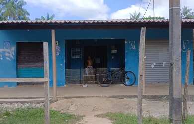 Imagem: A casa possui 3 Dormitórios, 1 Banheiro, 360m² de Área e