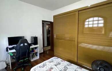 Imagem 12: Casa a venda no Betania. 285m² de Área, 2 Vagas na garageme4 Dormitórios