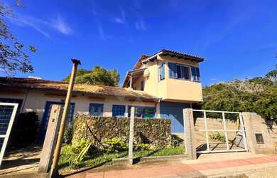 Imagem: O depósito possui 2 Vagas na garagem, 443m² de Área e está