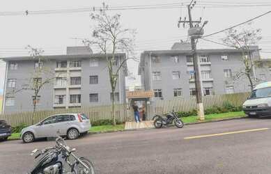 Imagem: O apartamento possui 3 Dormitórios, 1 Banheiro, 1 Vaga na garagem