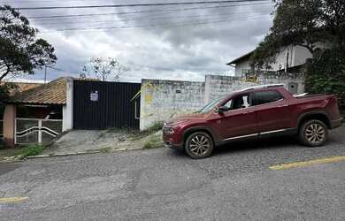 Imagem: O terreno possui 360m² de Área e está localizado em Brasiléia
