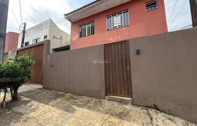 Imagem: O depósito possui 400m² de Área e está localizado em Loteamento