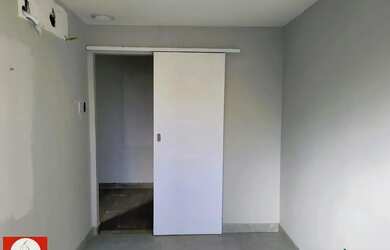 Imagem 7: Casa Comercial para Locação em Salvador, Caminho das Árvores, 10 dormitórios, 3 banheiros