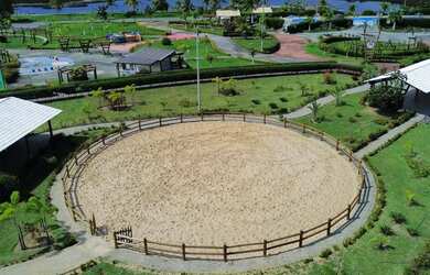 Imagem 9: Casa Fazenda real 1. Piscina, Churrasqueira, Varandae200m² de Área