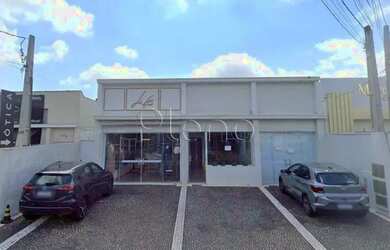 Imagem: O depósito possui 3 Vagas na garagem e 234m² de Área e está