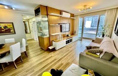 Imagem: O apartamento possui 2 Dormitórios, 2 Banheiros, 110m² de