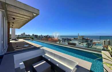 Imagem: O apartamento possui 3 Dormitórios, 3 Banheiros, 2 Vagas na